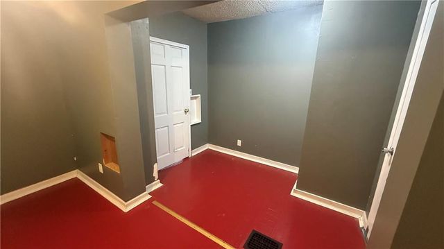 420 Farley Terrace, Independence, MO 64053