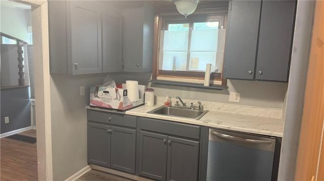 420 Farley Terrace, Independence, MO 64053