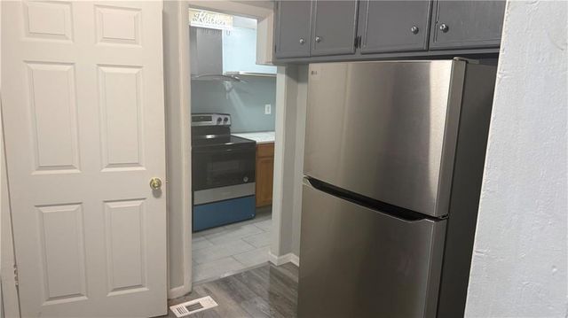 420 Farley Terrace, Independence, MO 64053