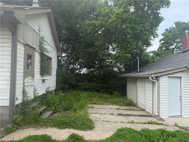 420 Farley Terrace, Independence, MO 64053