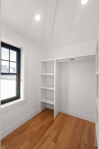 9 Sydney 4, Boston, MA 02125