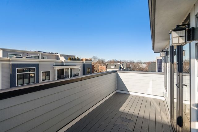 9 Sydney 4, Boston, MA 02125