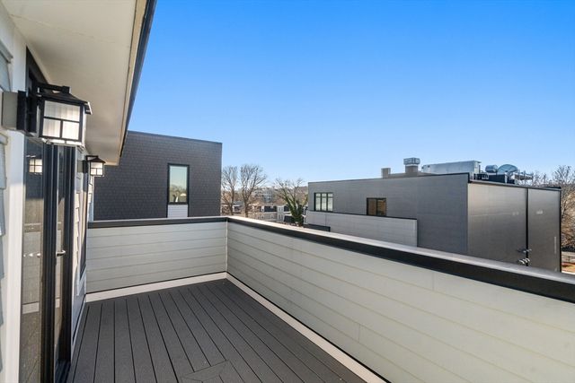 9 Sydney 4, Boston, MA 02125