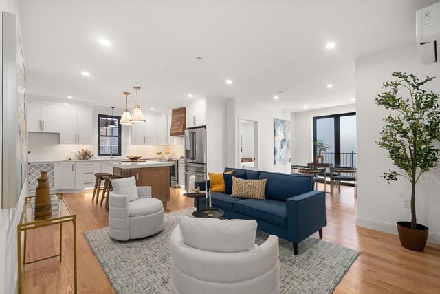 9 Sydney 4, Boston, MA 02125