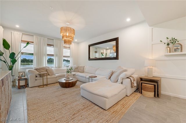 4638 Arboretum CIR 102, Naples, FL 34112