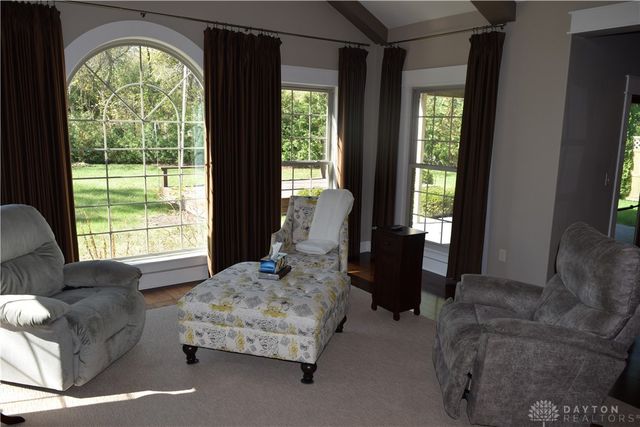 105 Rebecca Circle, Englewood, OH 45322