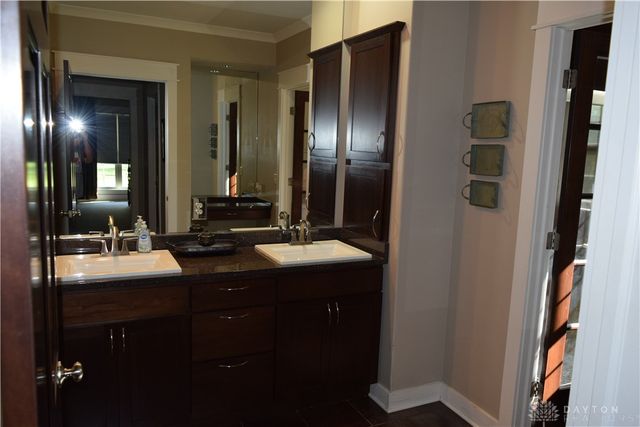 105 Rebecca Circle, Englewood, OH 45322