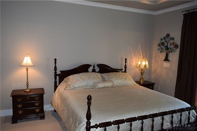 105 Rebecca Circle, Englewood, OH 45322