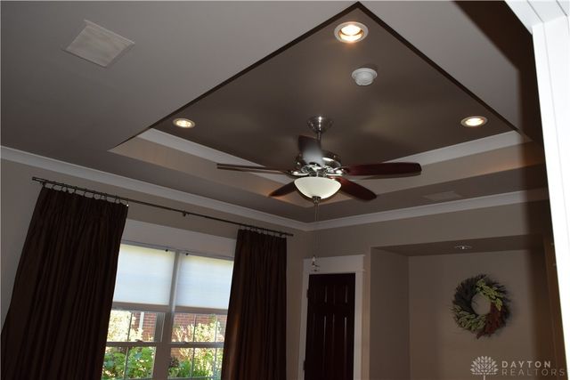 105 Rebecca Circle, Englewood, OH 45322