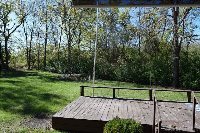 105 Rebecca Circle, Englewood, OH 45322