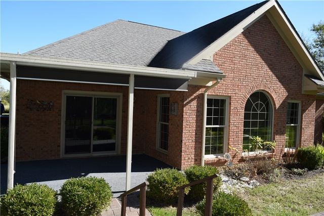 105 Rebecca Circle, Englewood, OH 45322