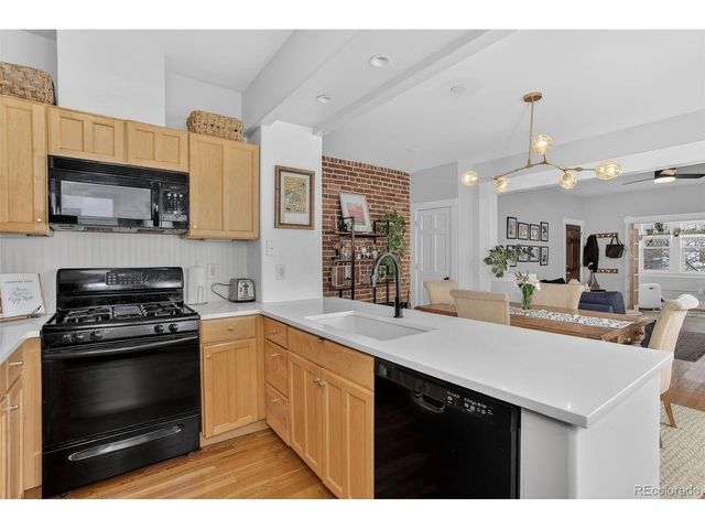 1648 N Ogden St 4, Denver, CO 80218