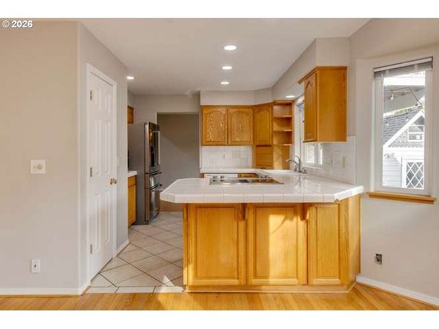2184 Ne 228TH Ct, Fairview, OR 97024