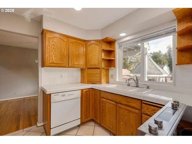 2184 Ne 228TH Ct, Fairview, OR 97024