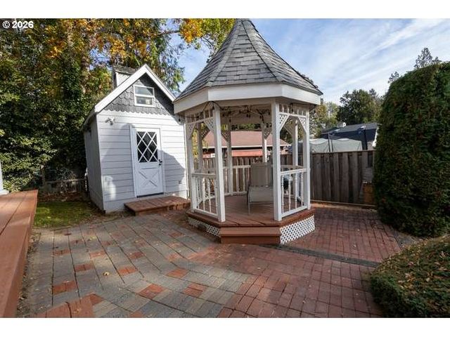 2184 Ne 228TH Ct, Fairview, OR 97024