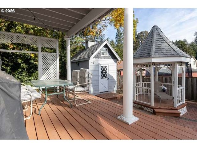 2184 Ne 228TH Ct, Fairview, OR 97024