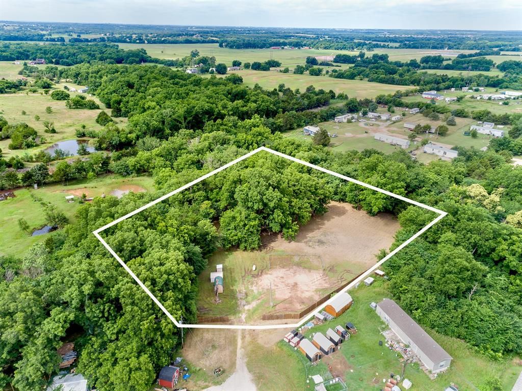 Image 1 of property listing at 2718 Camden Road, Stillwater, OK 74074