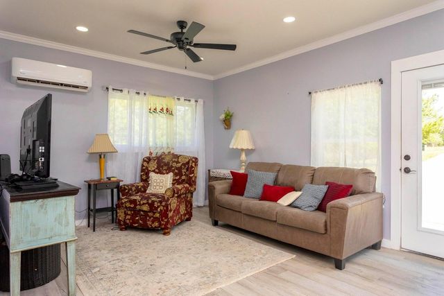 8060 Tennessee 30, Decatur, TN 37322