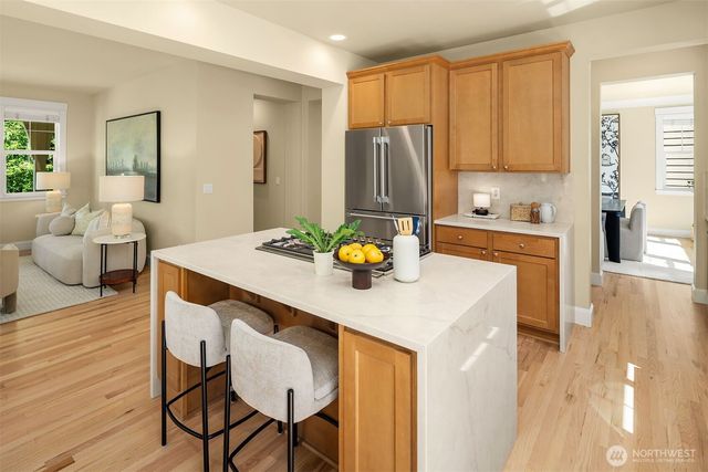 16517 SE 66th Street, Bellevue, WA 98006