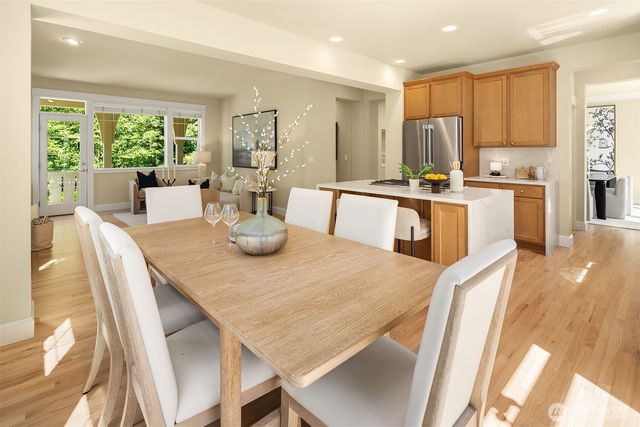 16517 SE 66th Street, Bellevue, WA 98006