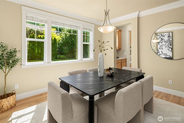 16517 SE 66th Street, Bellevue, WA 98006