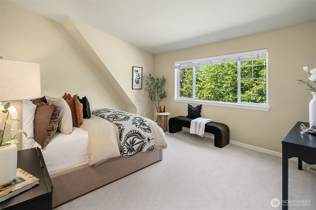 16517 SE 66th Street, Bellevue, WA 98006
