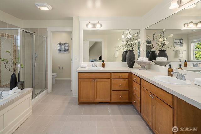 16517 SE 66th Street, Bellevue, WA 98006