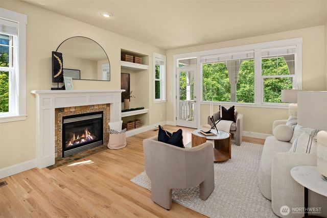 16517 SE 66th Street, Bellevue, WA 98006