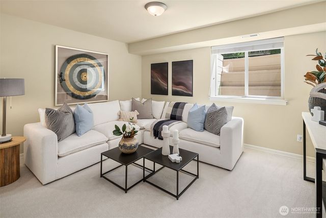 16517 SE 66th Street, Bellevue, WA 98006