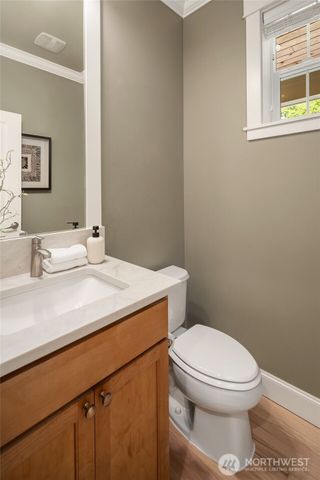 16517 SE 66th Street, Bellevue, WA 98006