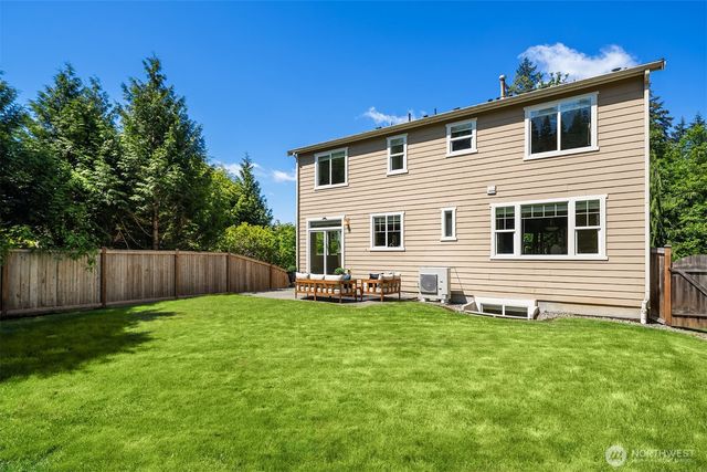 16517 SE 66th Street, Bellevue, WA 98006
