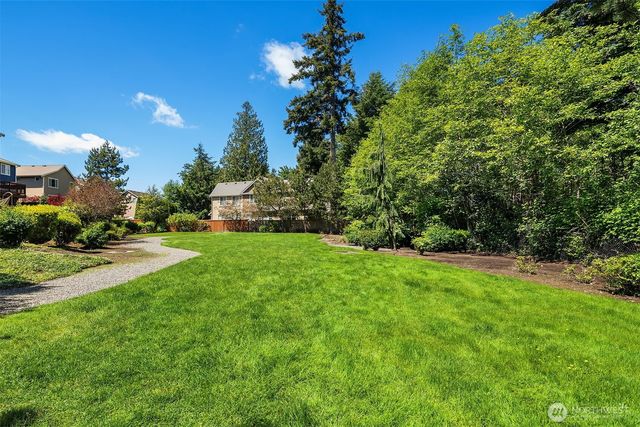 16517 SE 66th Street, Bellevue, WA 98006