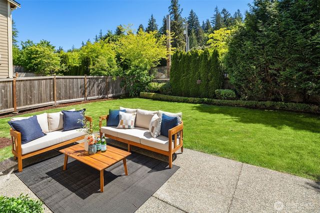 16517 SE 66th Street, Bellevue, WA 98006