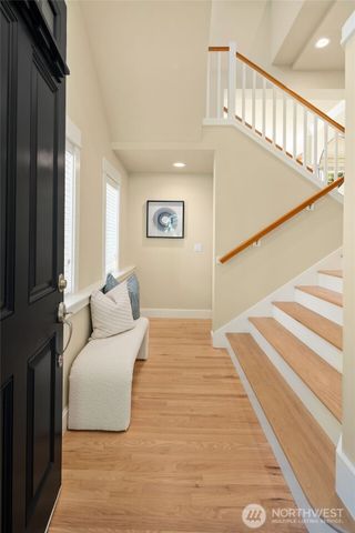 16517 SE 66th Street, Bellevue, WA 98006