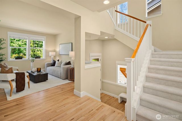 16517 SE 66th Street, Bellevue, WA 98006