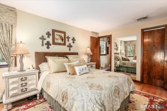 3 Poe Place, Shelton, CT 06484