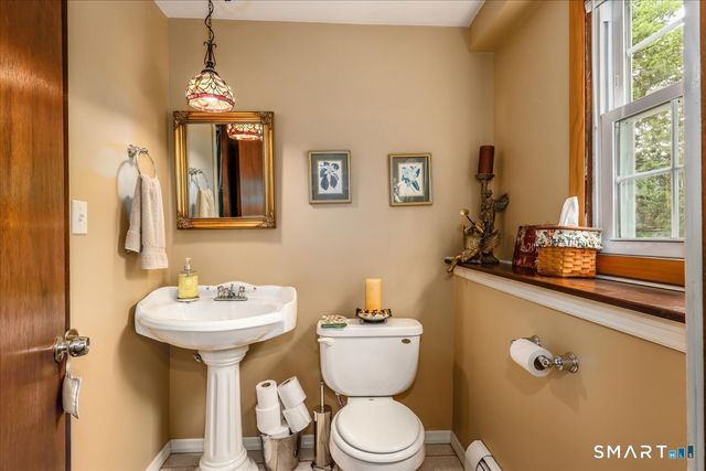 3 Poe Place, Shelton, CT 06484