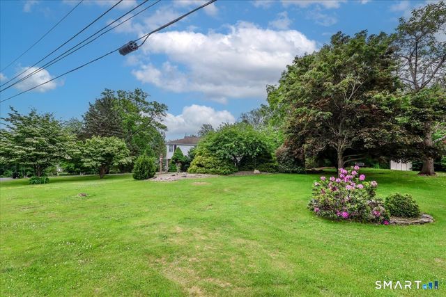 3 Poe Place, Shelton, CT 06484