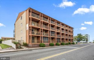 203 33RD ST #301, Ocean City, MD 21842