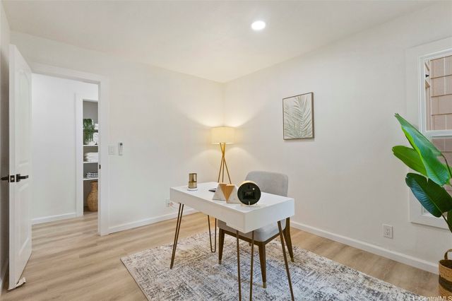 1244 Mokuhano Street, Honolulu, HI 96825