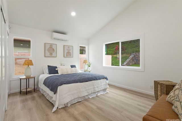 1244 Mokuhano Street, Honolulu, HI 96825