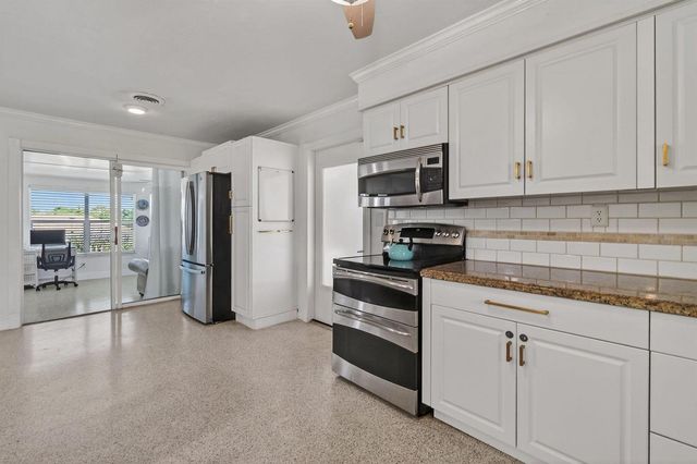 12890 SE Circle Drive, Hobe Sound, FL 33455