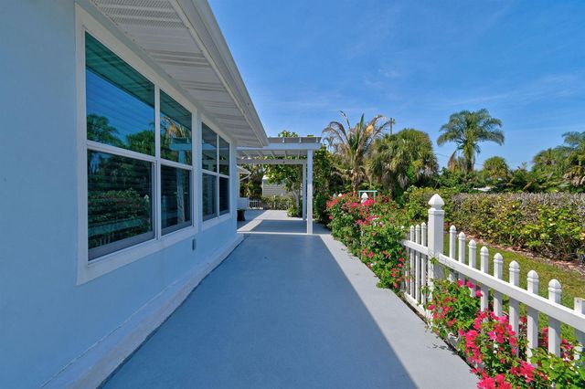 12890 SE Circle Drive, Hobe Sound, FL 33455