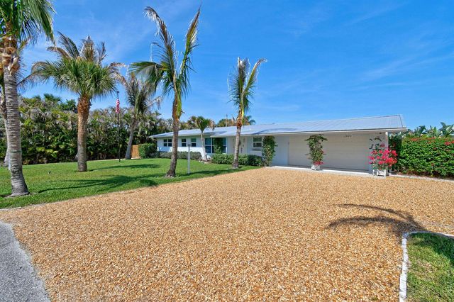 12890 SE Circle Drive, Hobe Sound, FL 33455