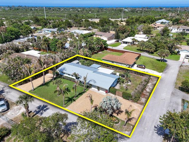 12890 SE Circle Drive, Hobe Sound, FL 33455