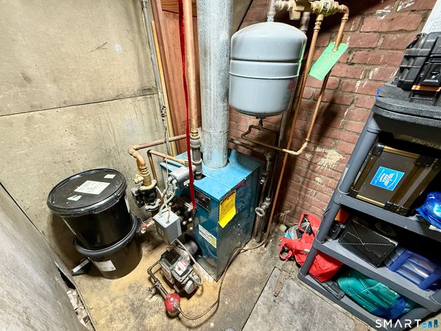 1275 Matianuck Avenue, Windsor, CT 06095