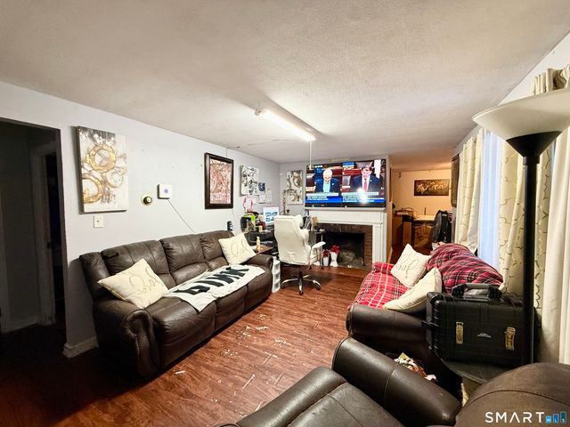 1275 Matianuck Avenue, Windsor, CT 06095