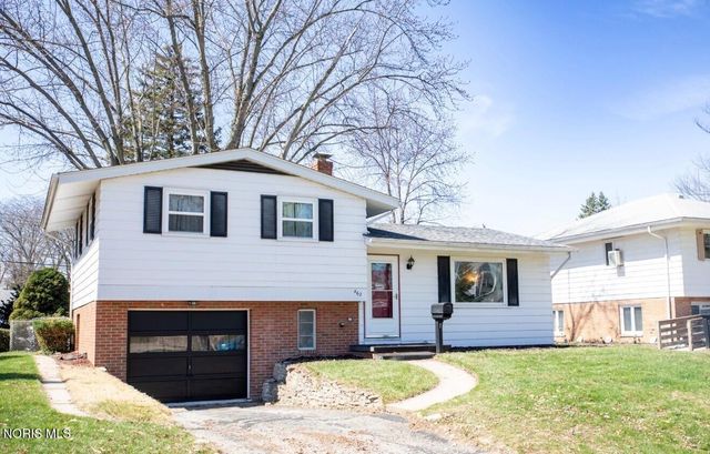 462 S Goodyear Street, Oregon, OH 43616