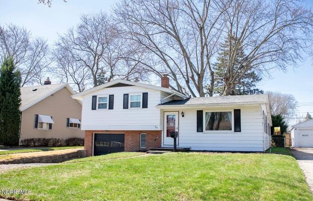 462 S Goodyear Street, Oregon, OH 43616