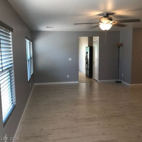 3955 Coyote Brush, Las Vegas, NV 89129